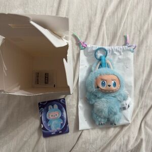 Labubu Popmart Big into Energy HOPE
BRAND NEW ONLY OPENED TO REVEAL